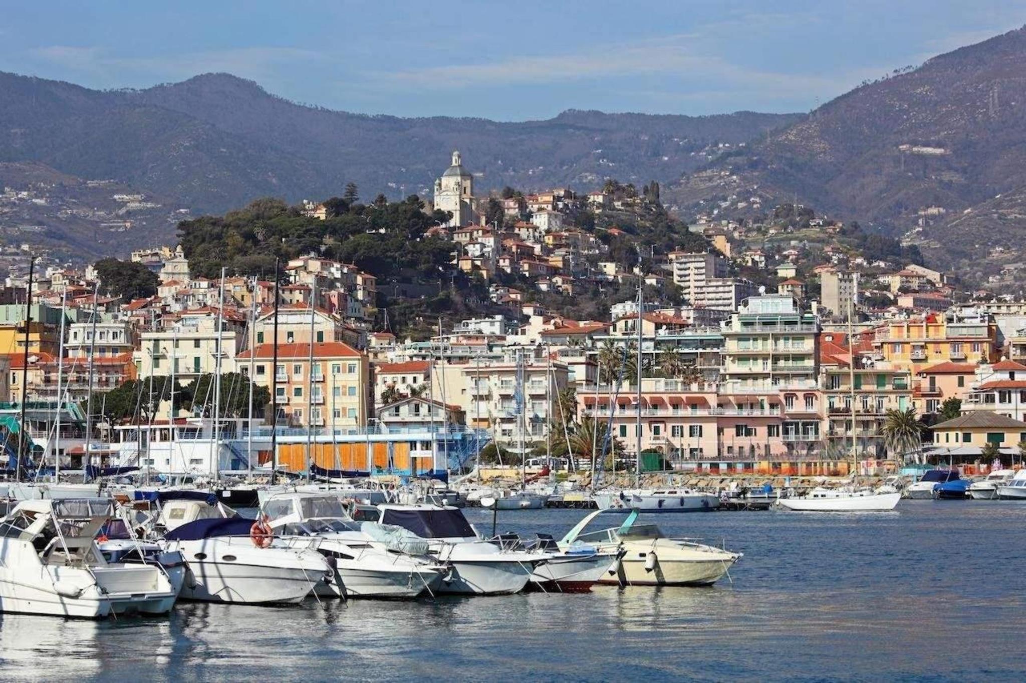 Sakura Inn Sanremo Exteriör bild