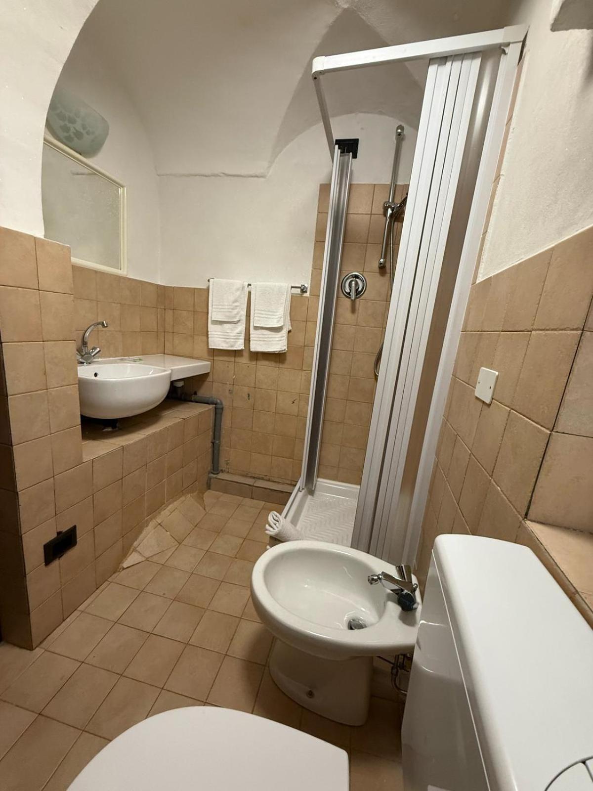 Sakura Inn Sanremo Exteriör bild